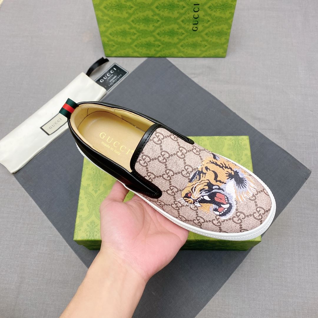 Gucci Low Shoes